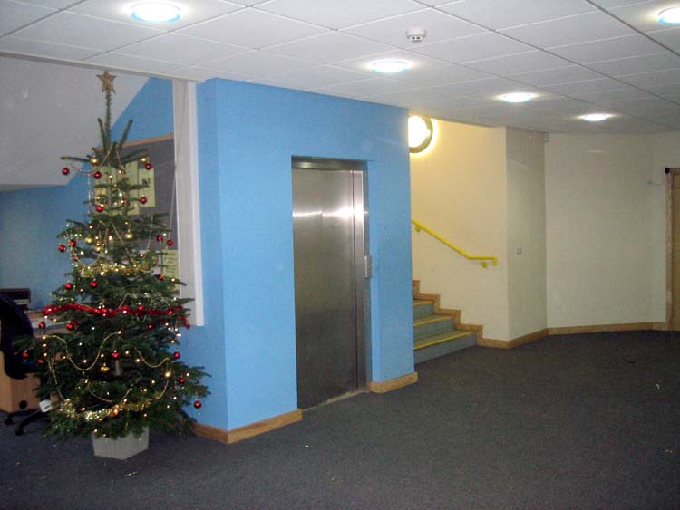 The Entrance Area and Lift